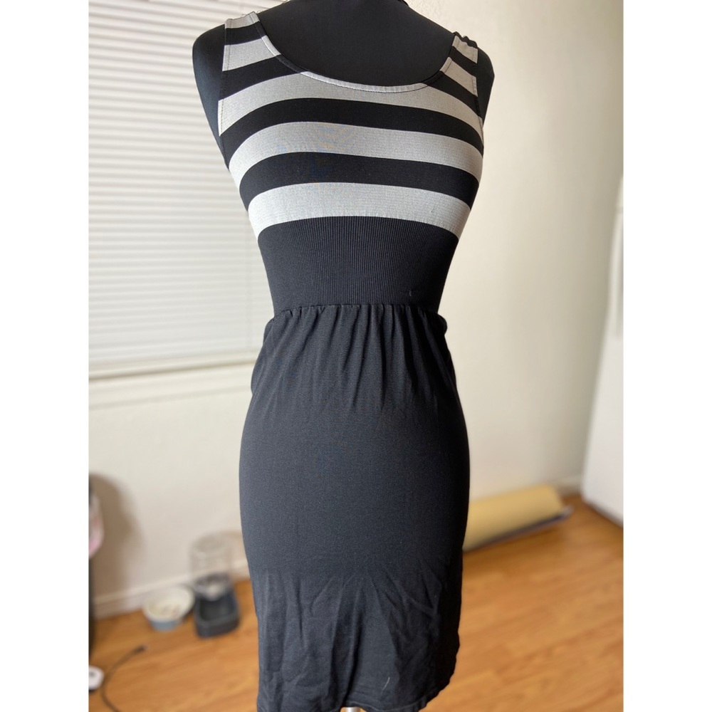 Body Hugging Black & Grey Dress